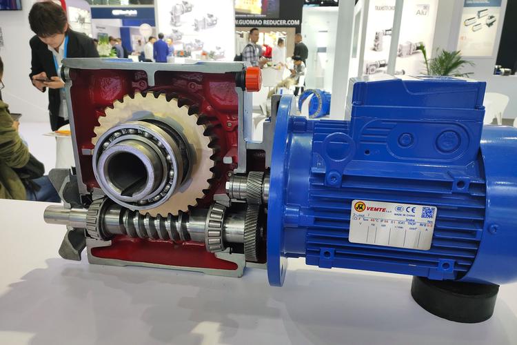 佳木斯伺服電機專用蝸輪減速機