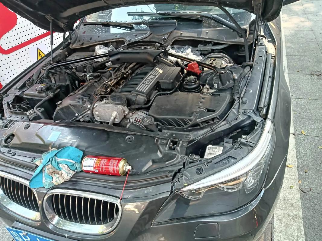 寶馬528伺服電機怎么拆