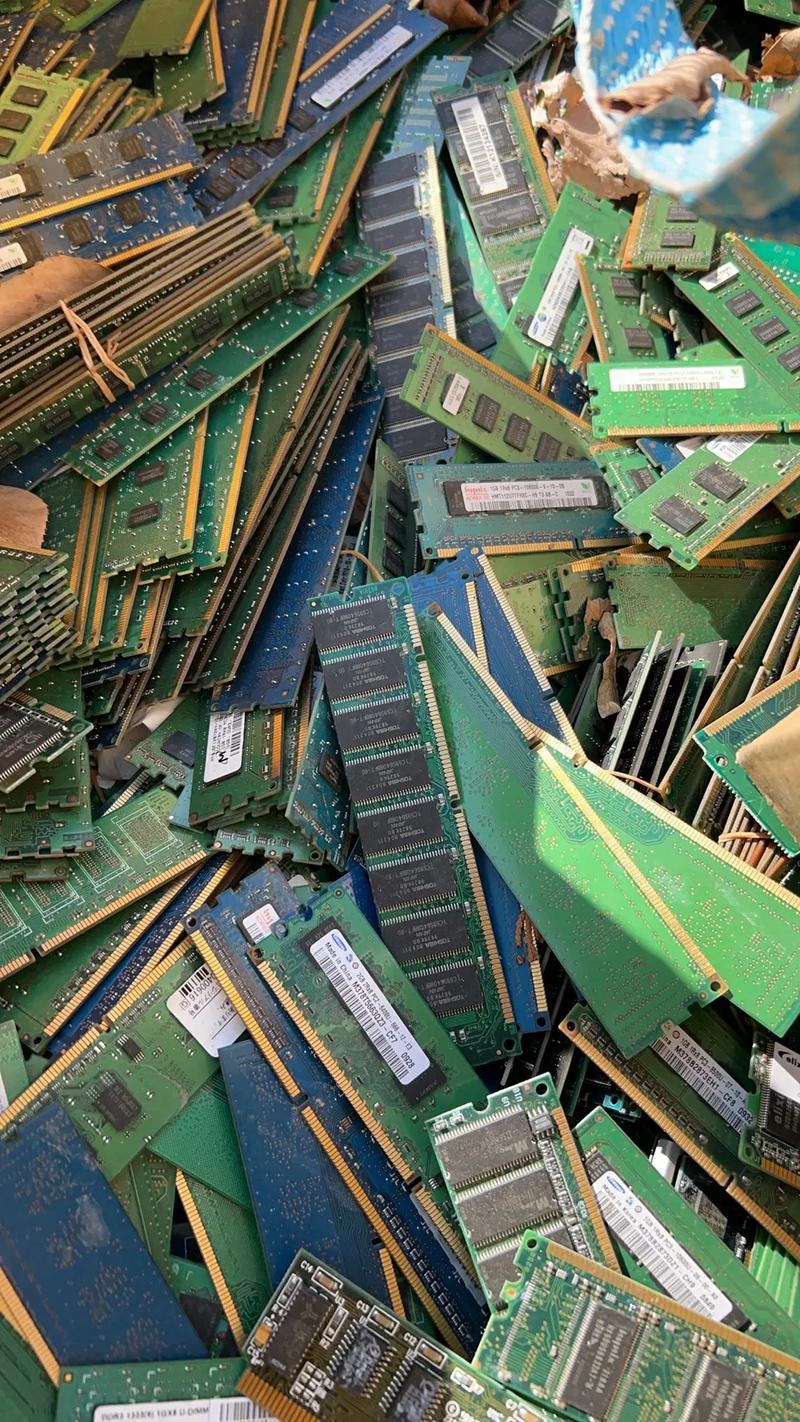 線路板高價回收，回收舊線路板的行情怎么樣