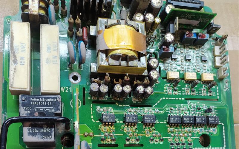 艾默生變頻器維修視頻，艾默生變頻器維修P.OFF故障視頻