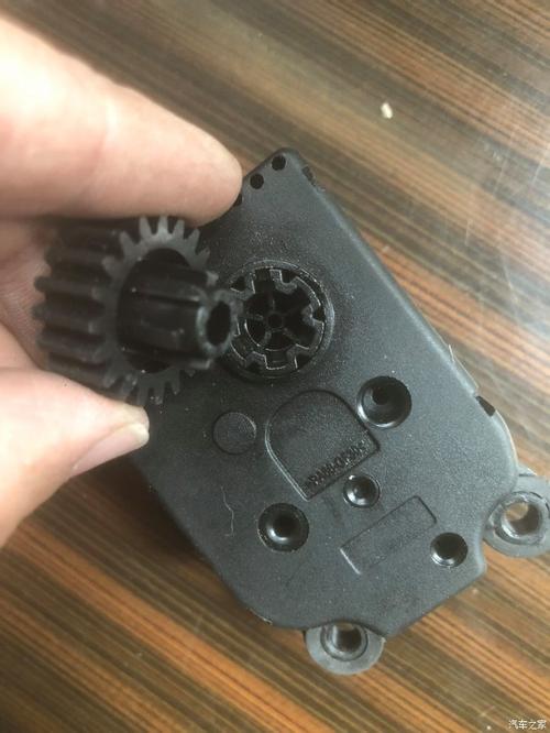 英菲尼迪空調伺服電機怎么拆