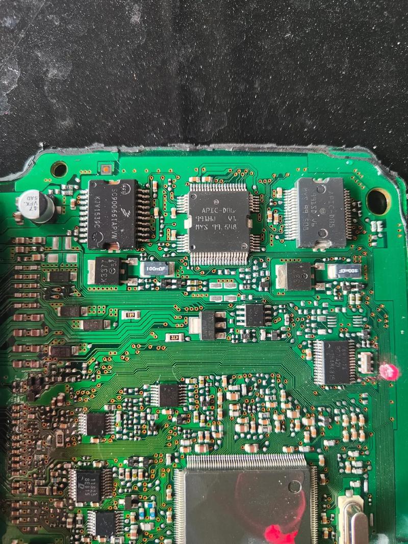 軒逸大燈電路板多少錢