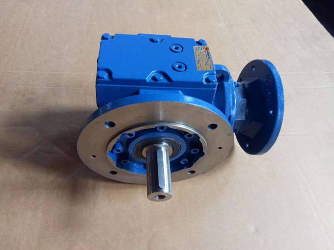 通遼伺服電機專用蝸輪蝸桿減速機