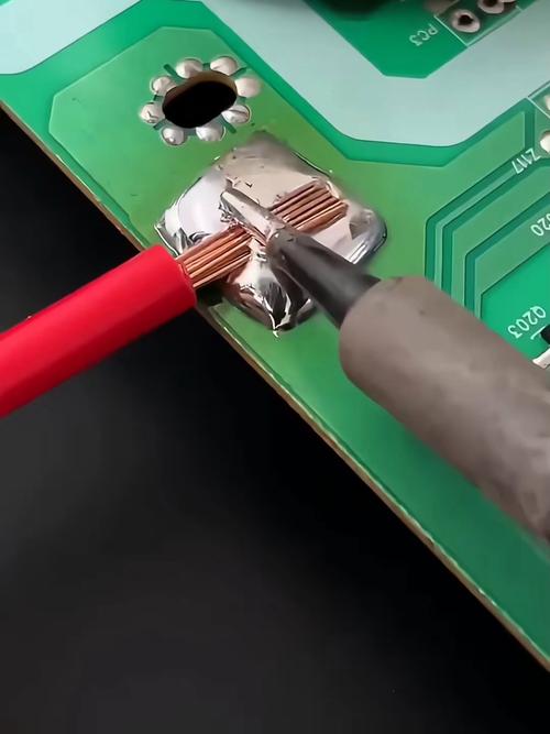 電路板剪板在焊接前還是焊接后