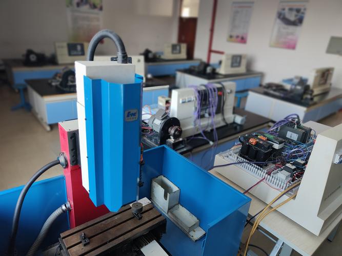 【28字新媒體風格標題】：解讀數控系統驅動維修方案，助力高效生產