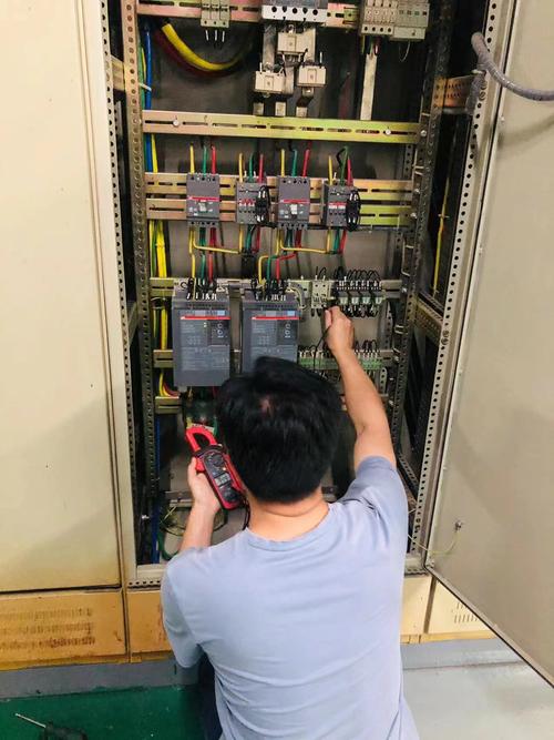 【蘇州新媒體】蘇州收音機(jī)線路板維修，為您解析維修小技巧！