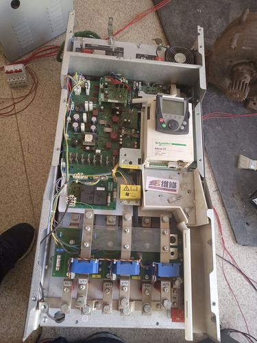 施耐德變頻器維修電話，施耐德變頻器維修價格