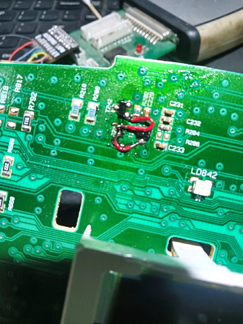 汽車電路板維修視頻教學視頻教程，車載電路板維修視頻教程