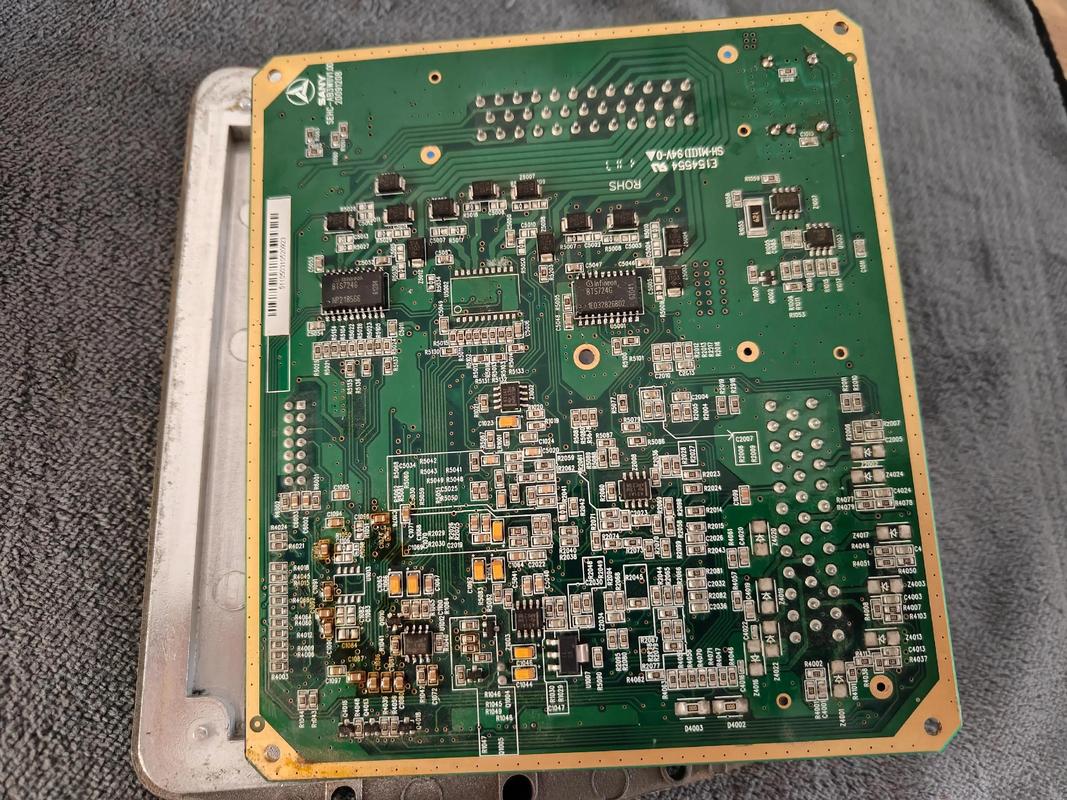 注塑機電路板維修：解決常見問題及方法