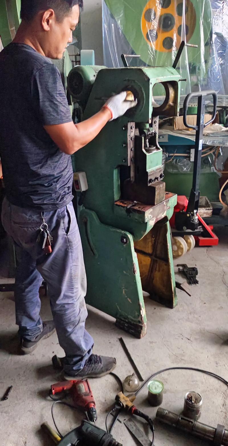 無錫沖床機器人維修