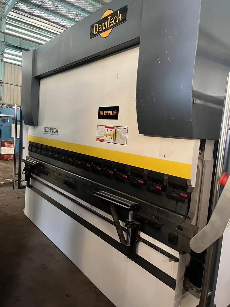 瑞鐵數控折彎機官網，數控機床主軸維修哪家好來這里看看!