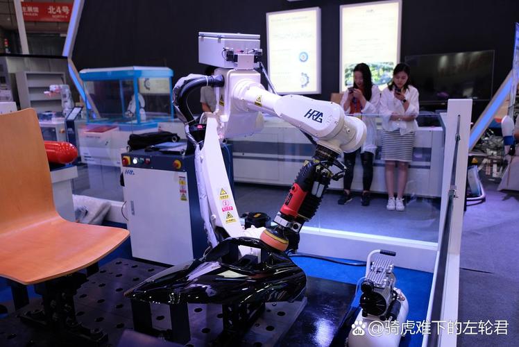 維修機器人在英國留學的科技之旅