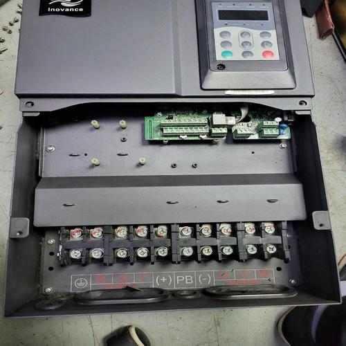 維修變頻器電流保護器