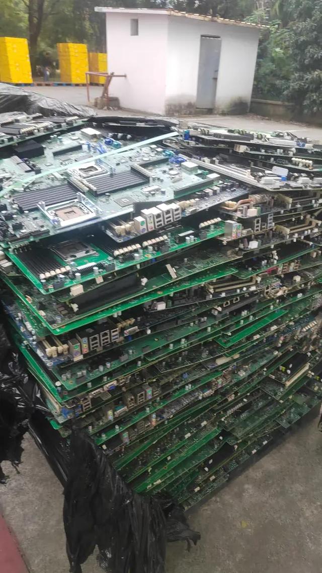 線路板smt貼片加工，線路板貼片需要投資多少