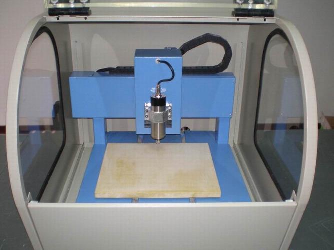 線路板雕刻機視頻，河北線路板雕刻機