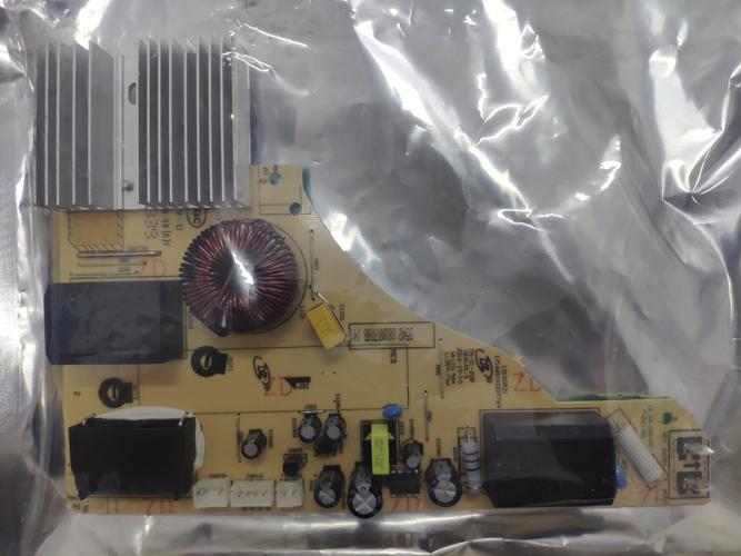 美的家用電磁爐線路板維修