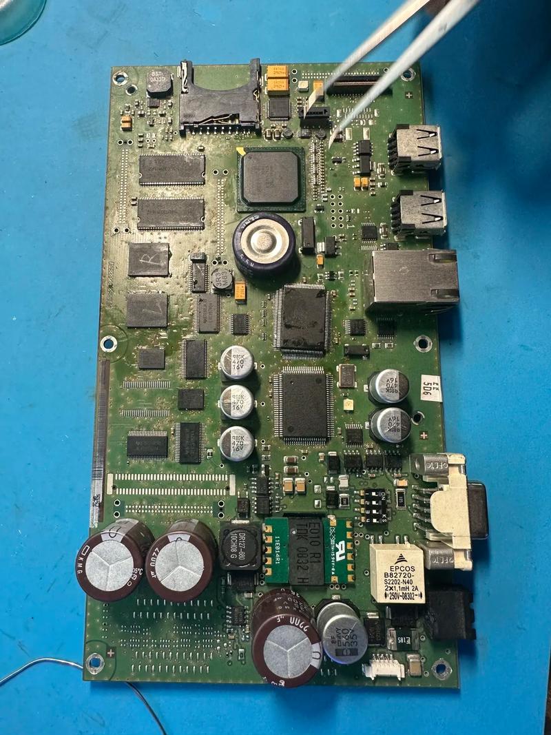 西門子觸摸屏白屏維修-專業新媒體報道-西門子觸摸屏白屏維修原因和解決方法