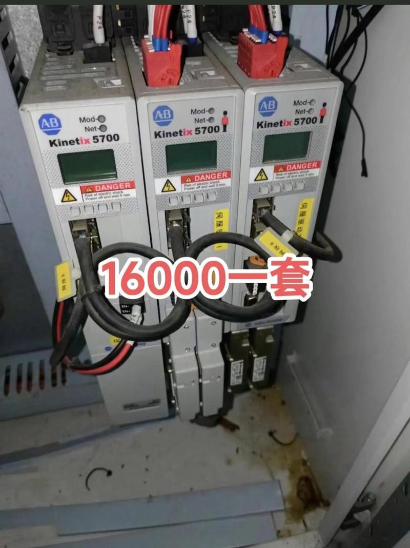 觸摸屏控制變頻器實例，觸摸屏控制伺服驅動器