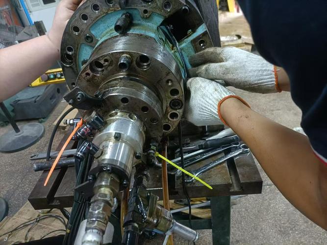 長春機器人銑削主軸維修