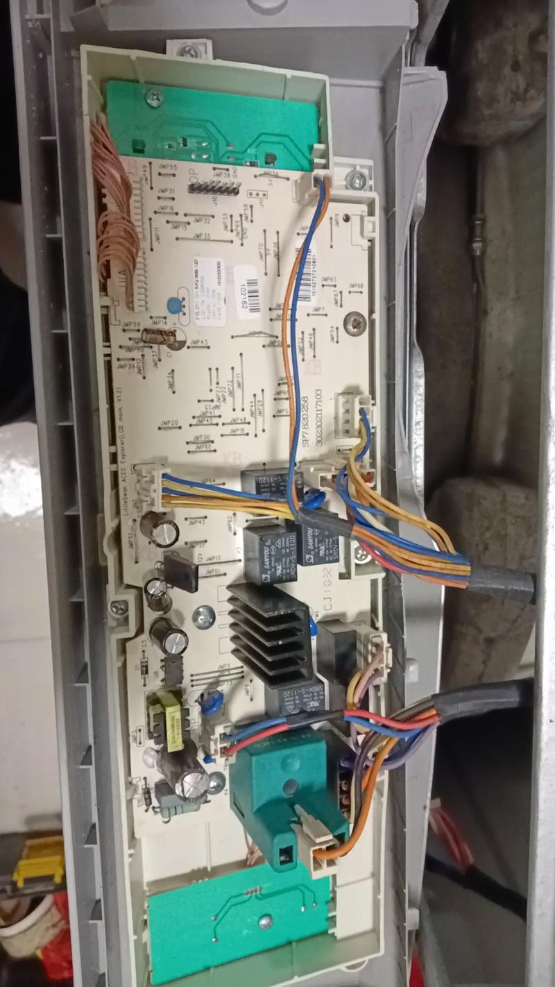 ：洗衣機變頻線路板維修：解讀常見故障及維修技巧